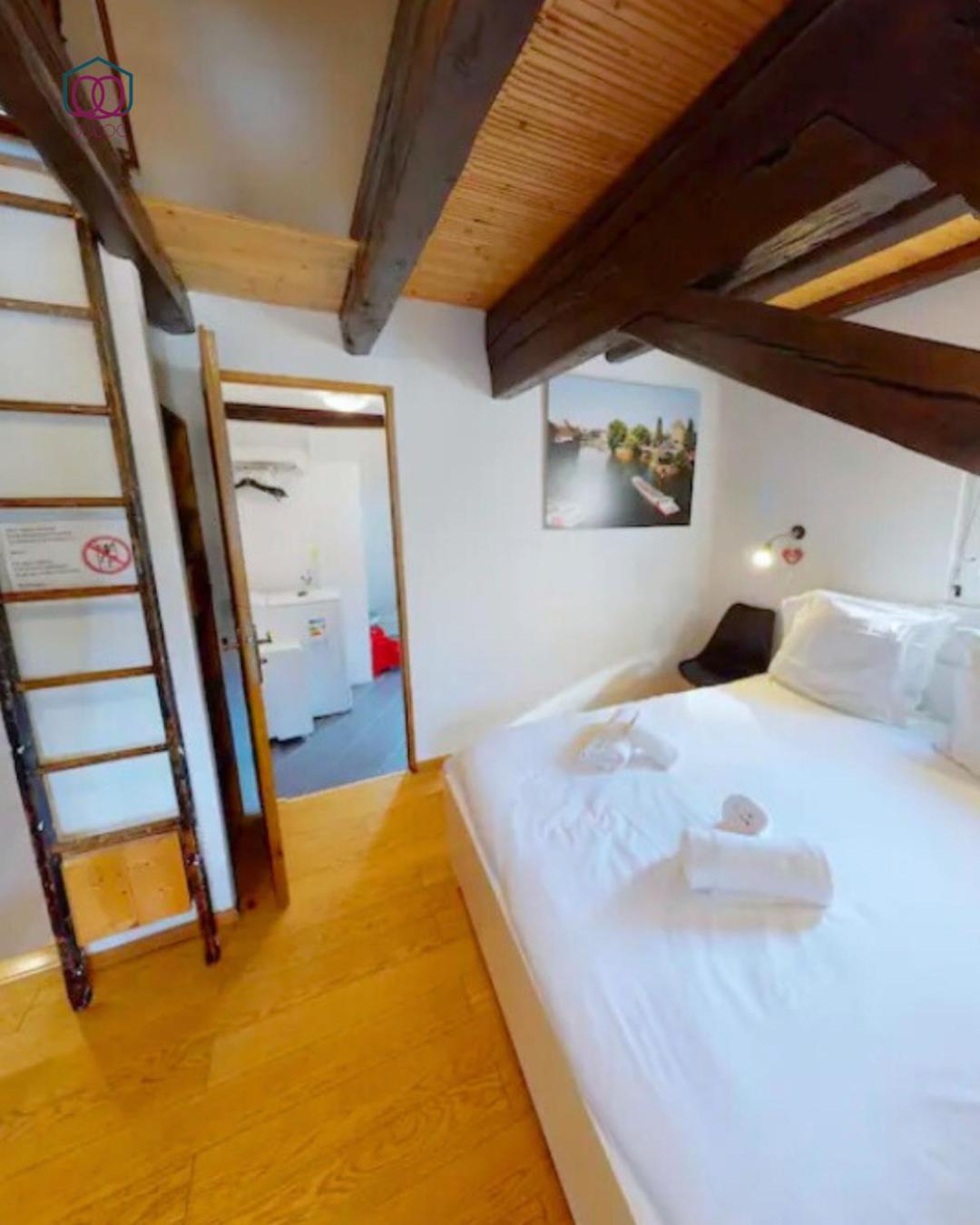 L'authentique - Broglie Appartement *